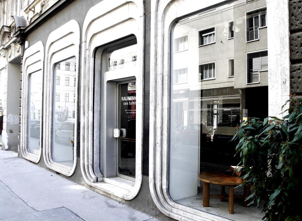 Center Operastreet 